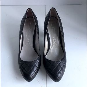 Navid O Nadia Quilted Leather Pumps. Size EU 38